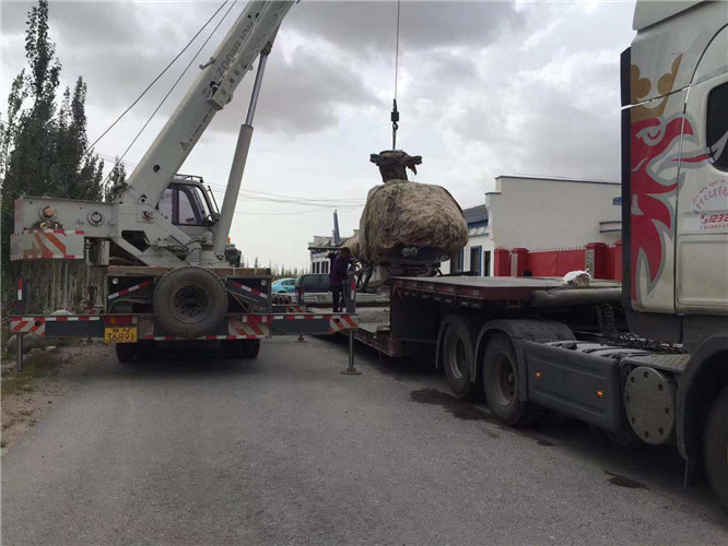 康县狭窄场地（如小区、车间）适合用哪种吊车？